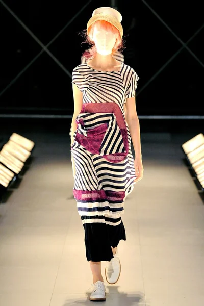 Look 40
